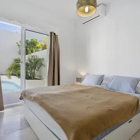 Ole Bahiazul-private Jacuzzi Corralejo